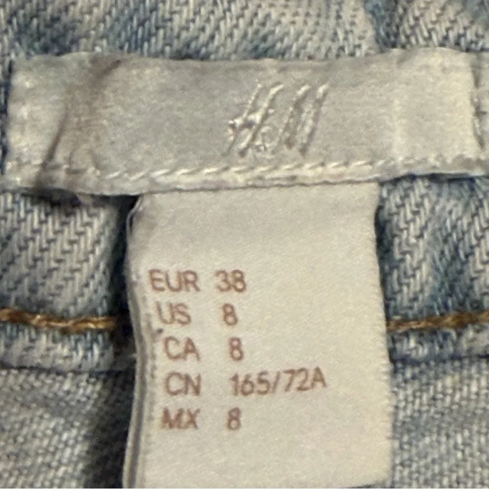 H&M Light Blue Denim Skirt with Scalloped‎ Edge